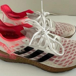 adidas gazelle silver green womens adidas Womens Ultraboost 5 - Cloud White/Glory Grey/Lucid Pink